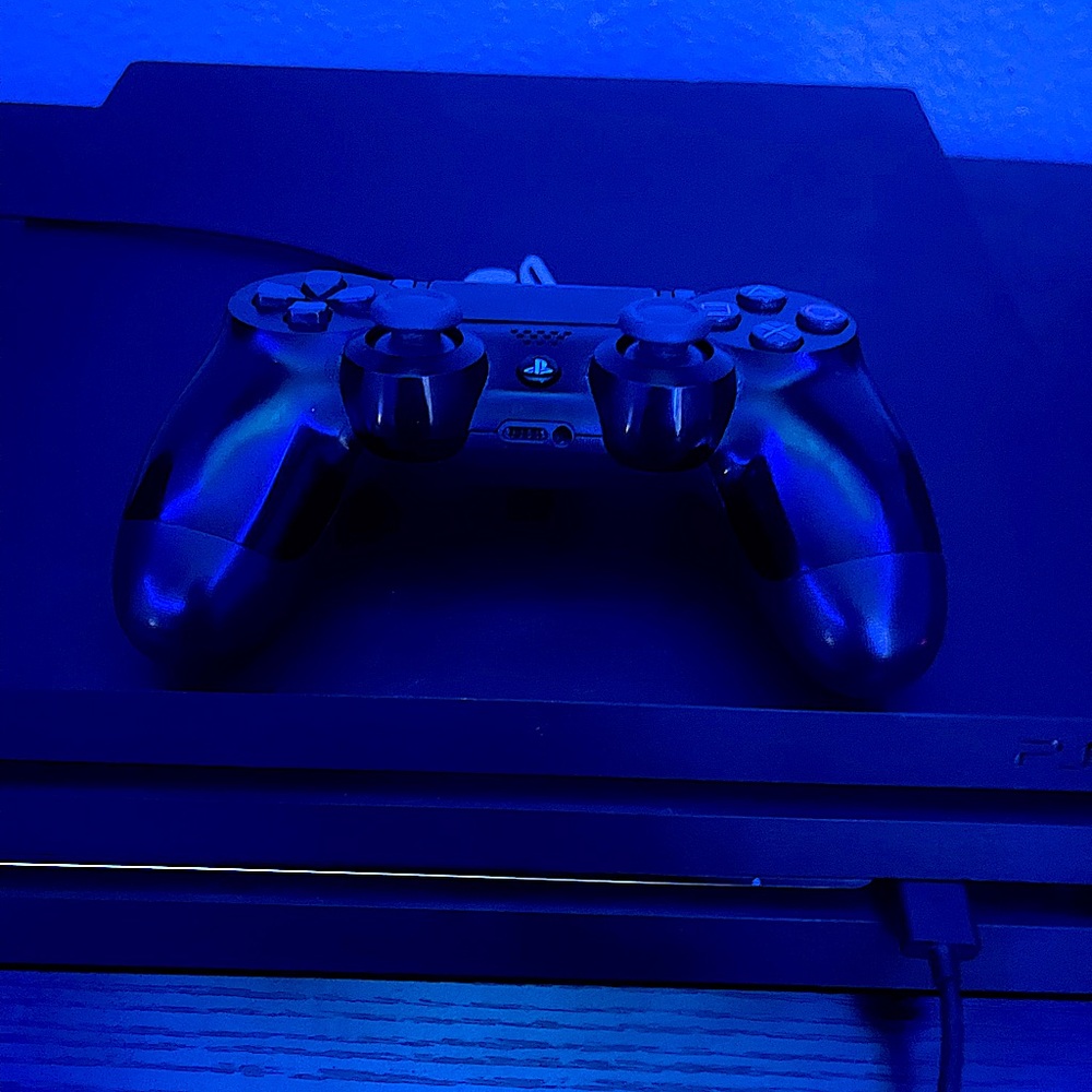 playstation 4 console black